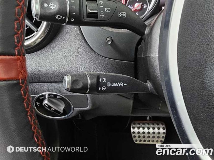 Mercedes-Benz GLA-Class 2015