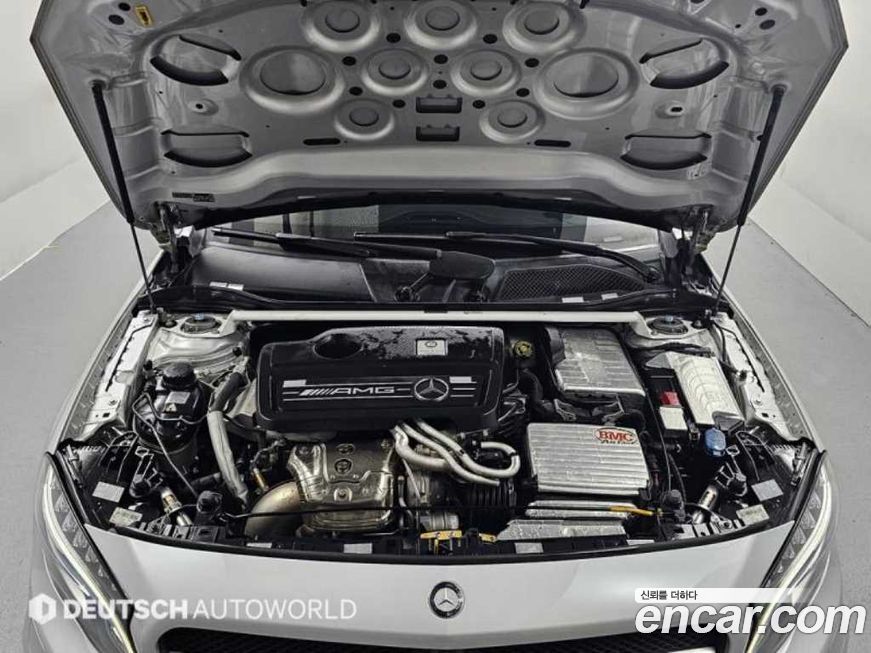 Mercedes-Benz GLA-Class 2015