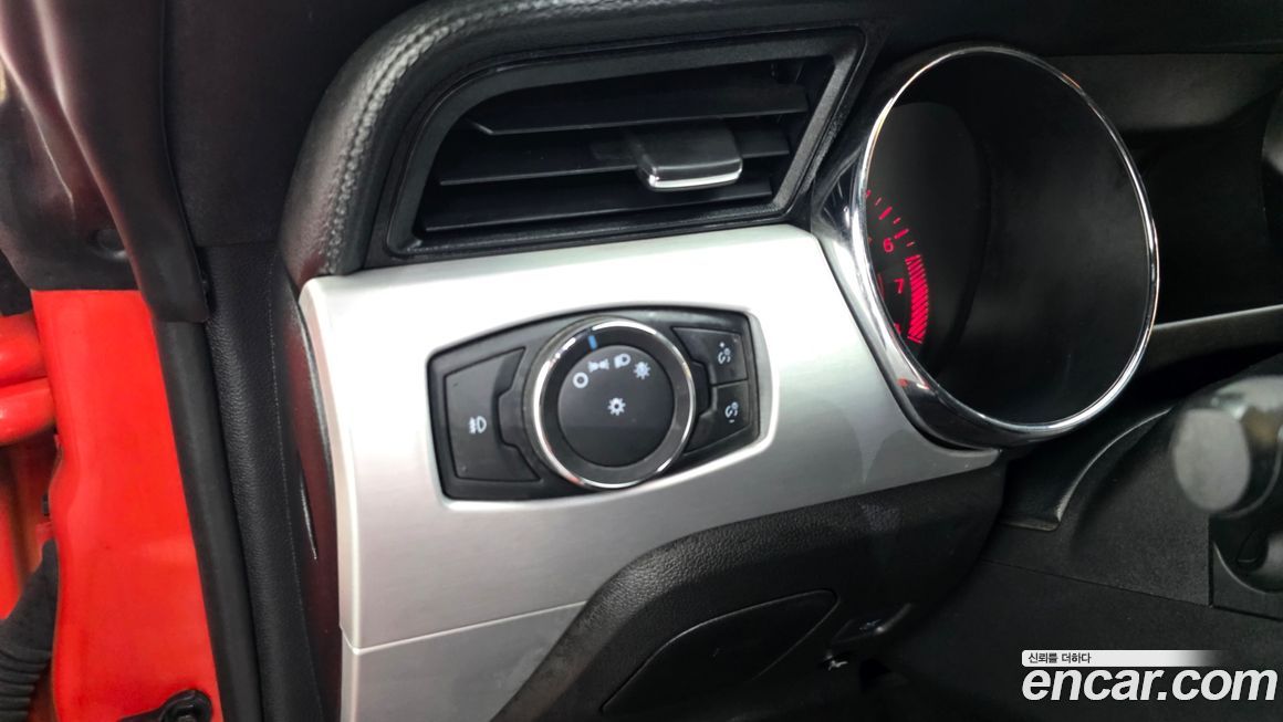 Ford Mustang 2015
