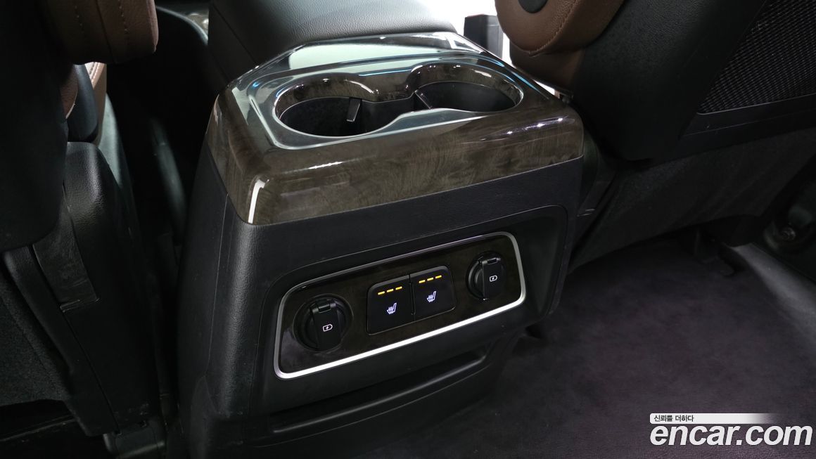 Hyundai Starex 2019