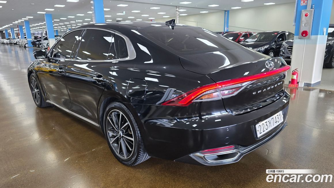 Hyundai Grandeur 2020