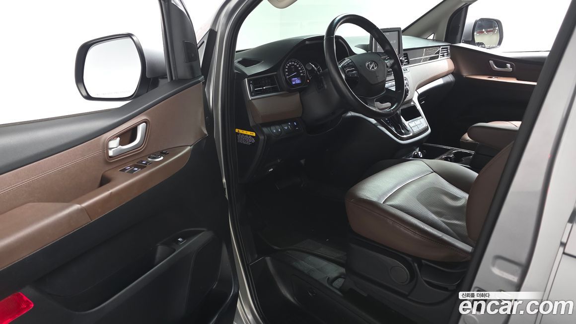 Hyundai Starex 2019