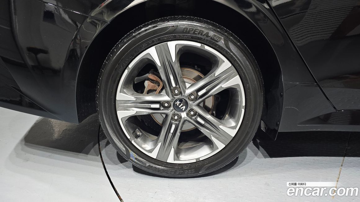 Kia K5 2021
