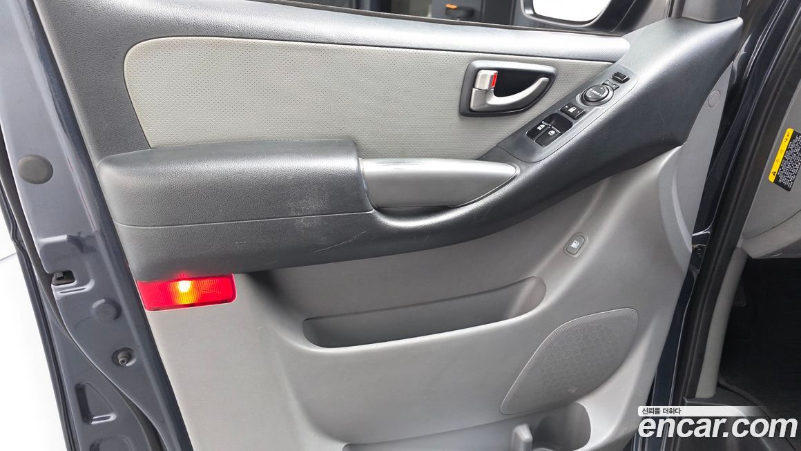 Hyundai Starex 2018