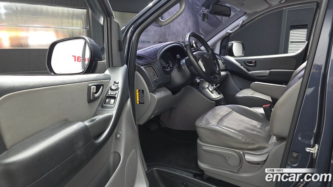 Hyundai Starex 2018