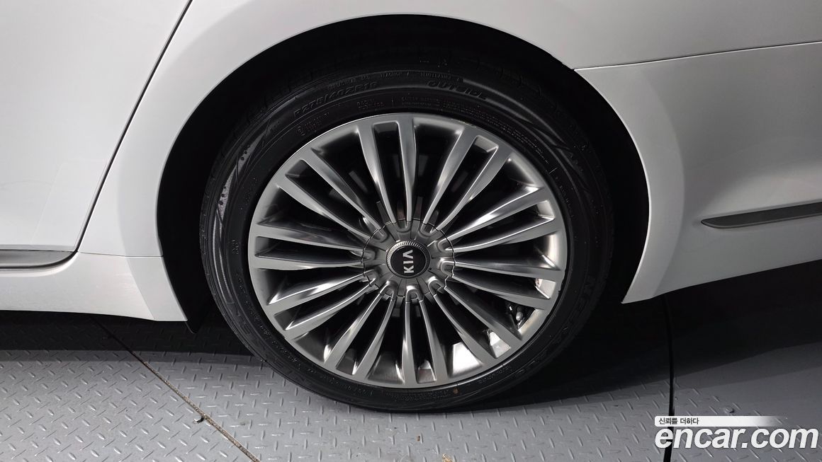Kia K9 2019