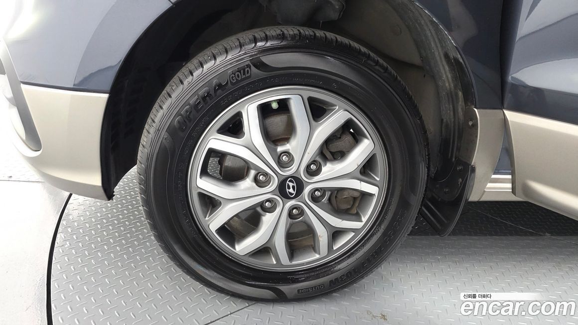 Hyundai Starex 2018