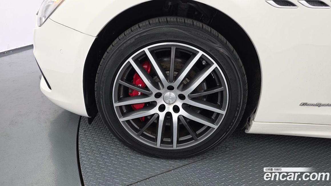 Maserati Ghibli 2018