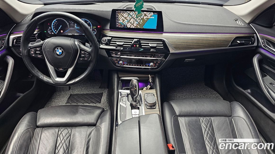 BMW 5-Series 2019
