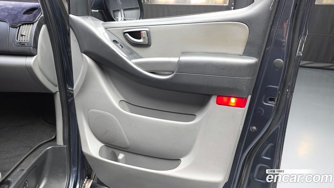 Hyundai Starex 2018