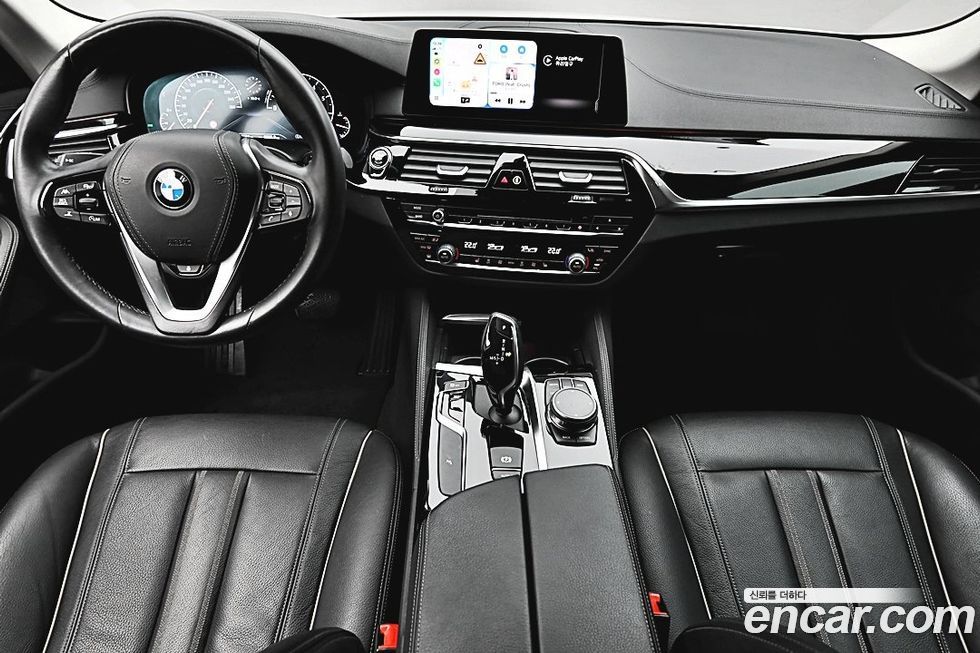 BMW 5-Series 2019