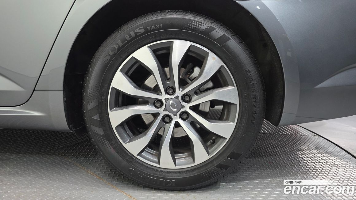 Renault-KoreaSamsung SM6 2023