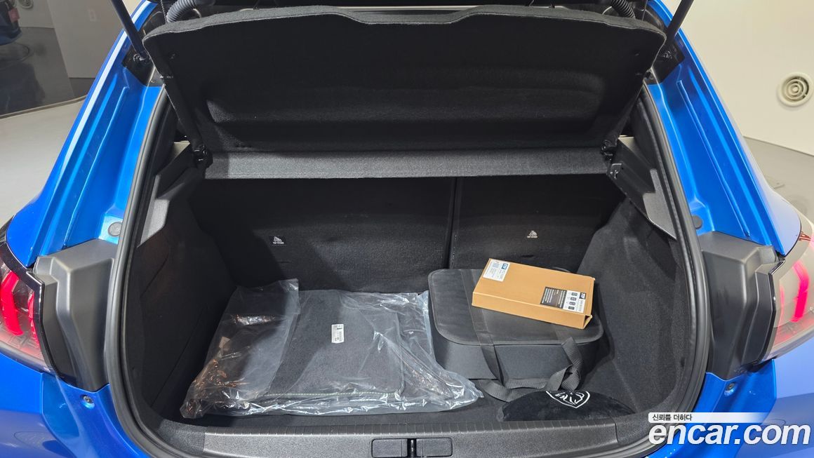 Peugeot 208 2023