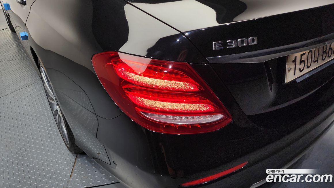 Mercedes-Benz E-Class 2017