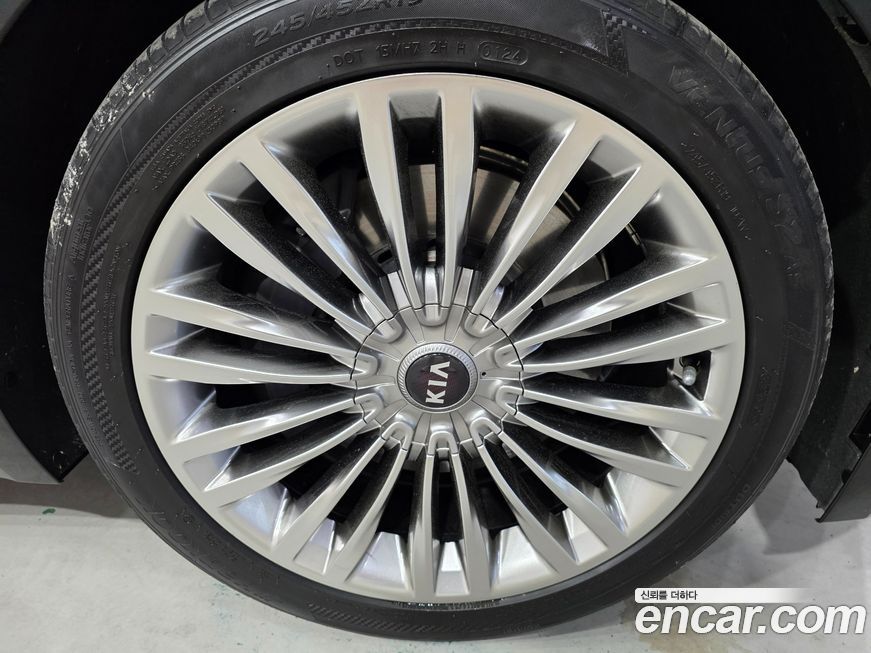 Kia K9 2019