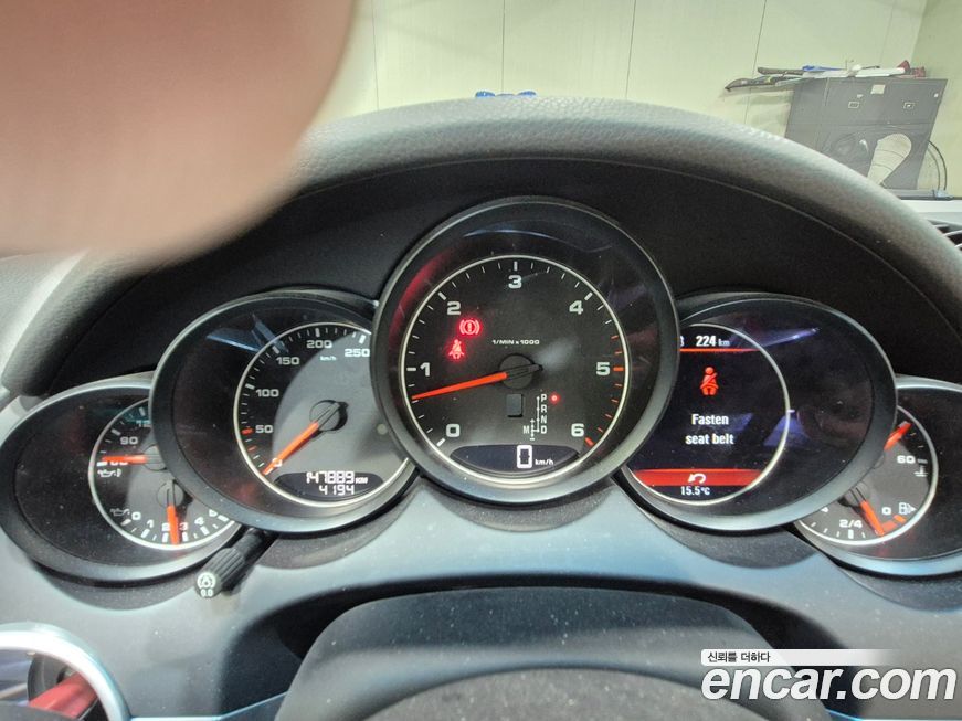 Porsche Cayenne 2016