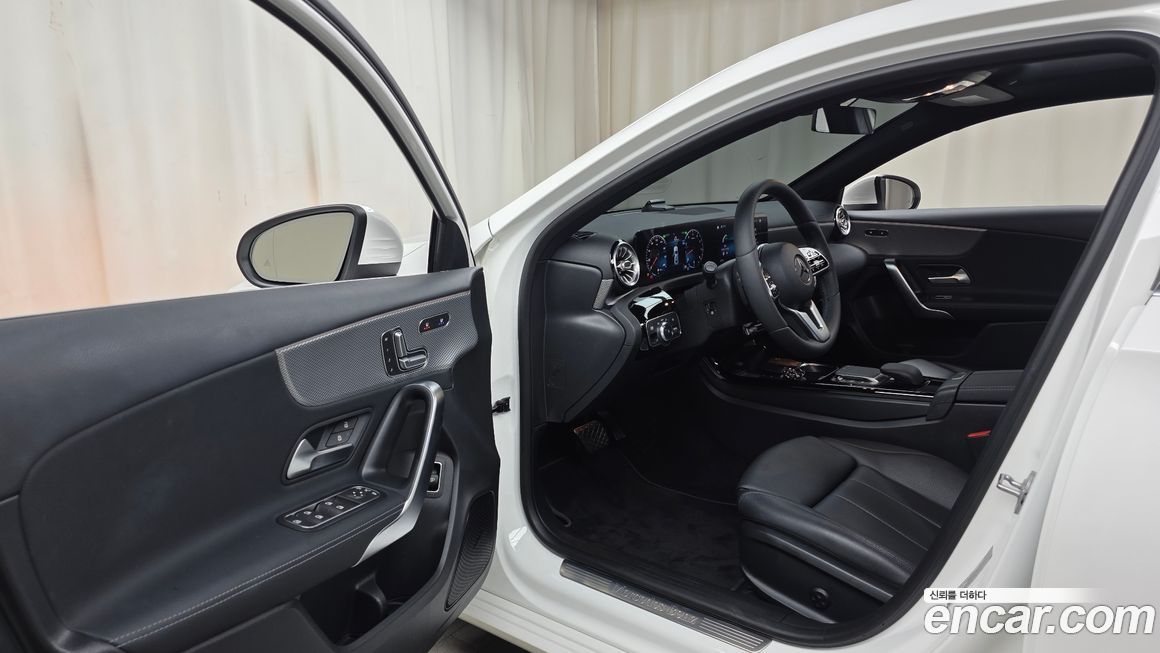 Mercedes-Benz A-Class 2021