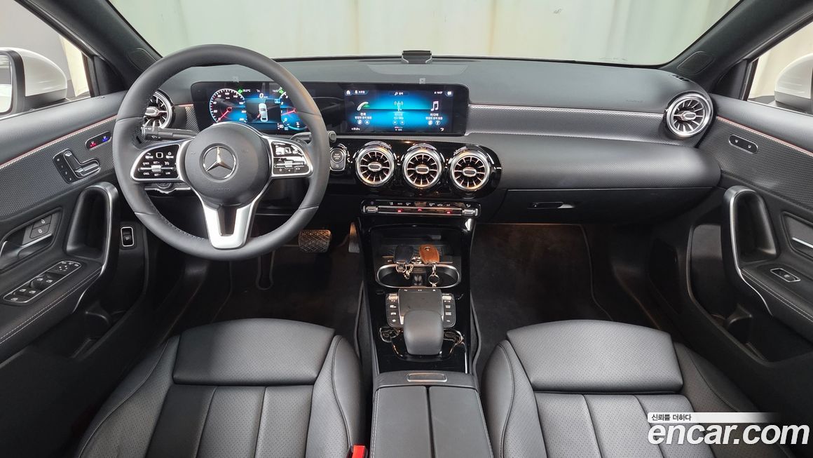 Mercedes-Benz A-Class 2021