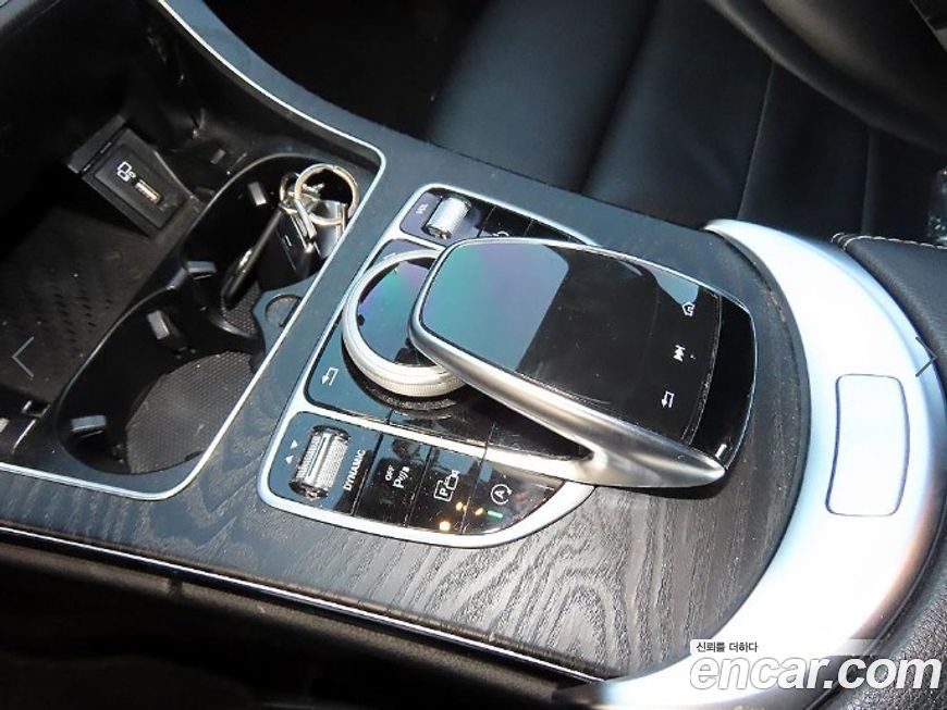 Mercedes-Benz C-Class 2019