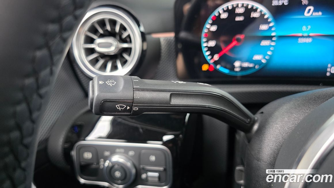 Mercedes-Benz A-Class 2021