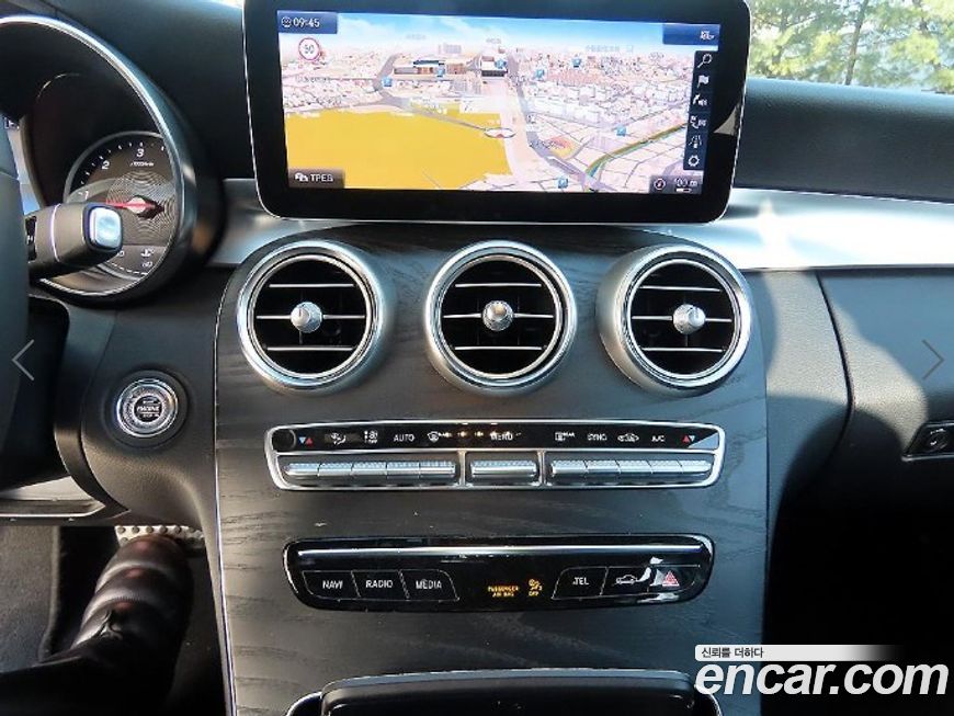 Mercedes-Benz C-Class 2019