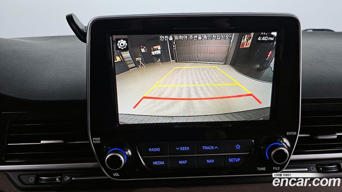 Hyundai Starex 2021