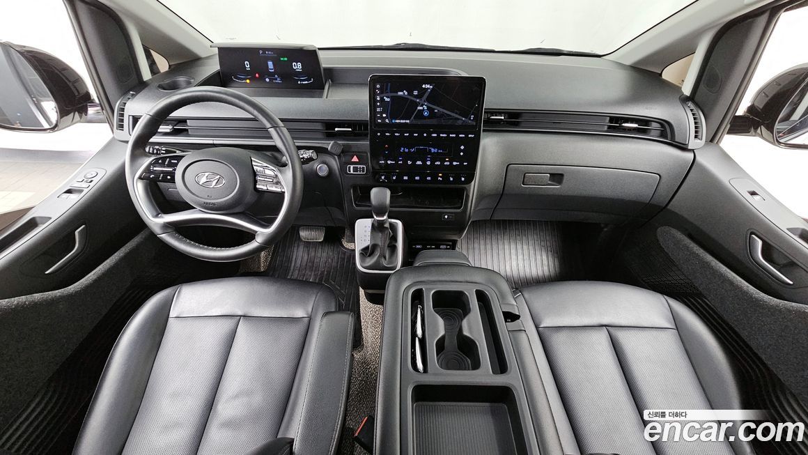 Hyundai Staria 2022