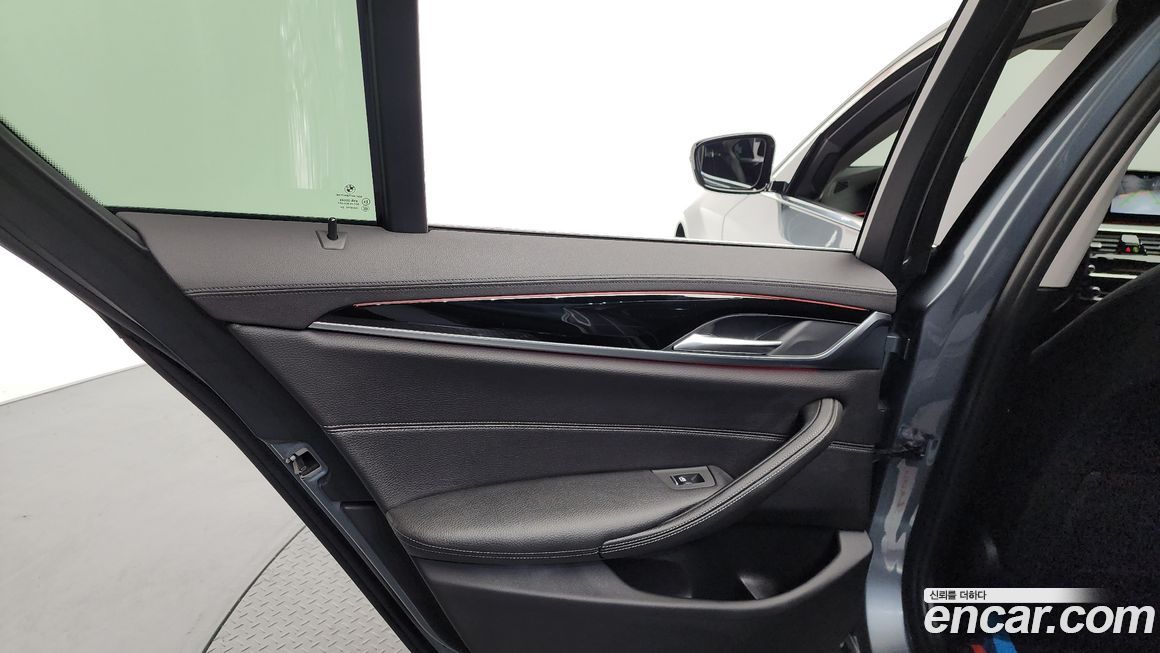 BMW 5-Series 2018