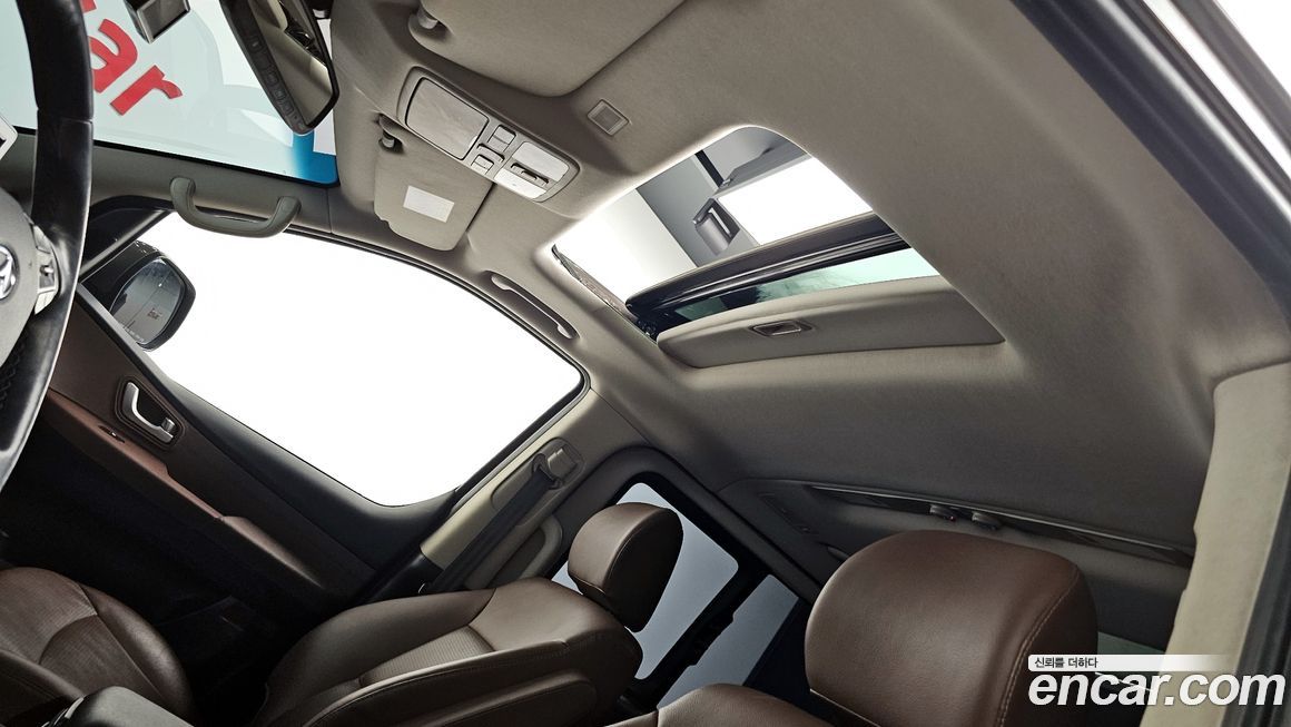 Hyundai Starex 2021