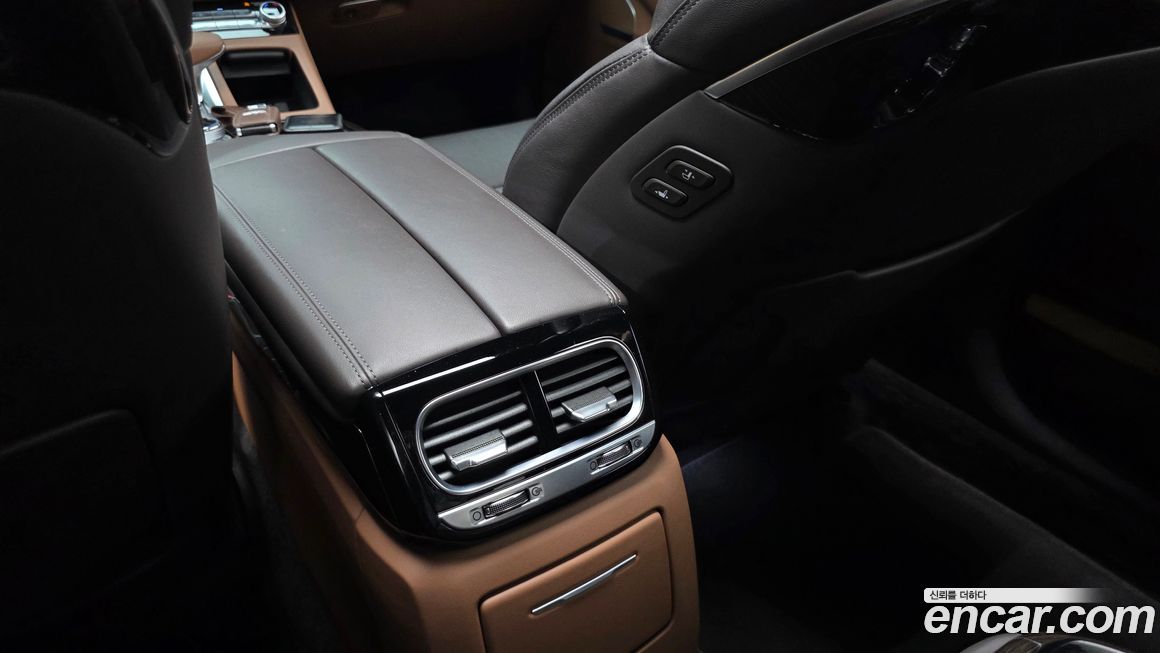 Genesis G90 2019
