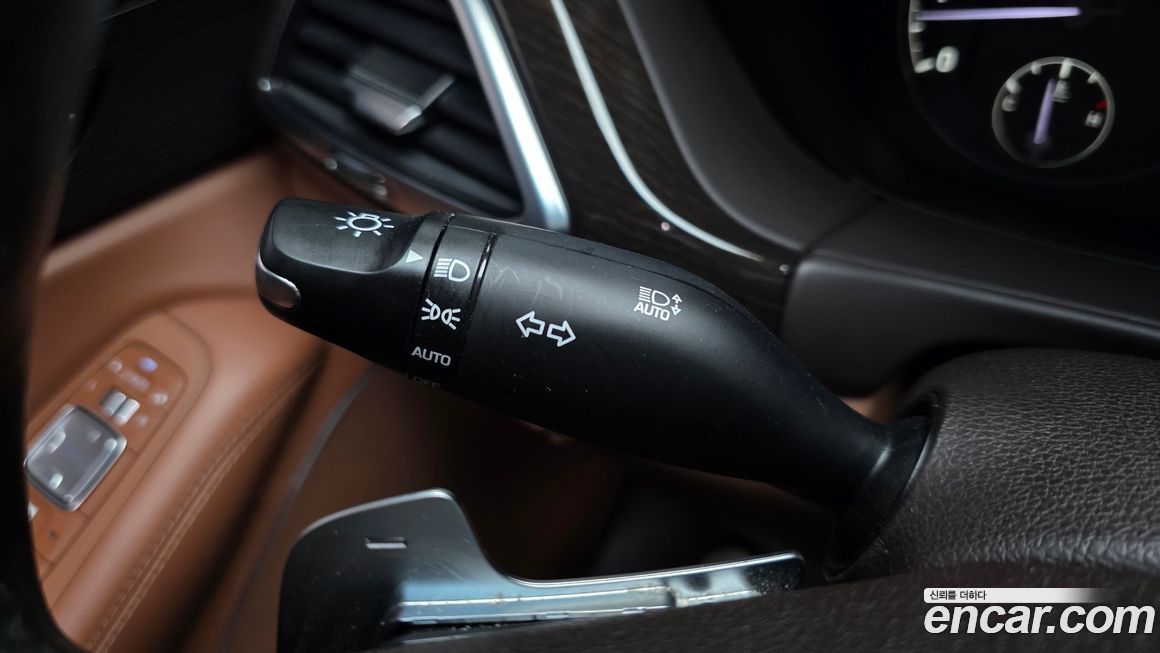 Genesis G90 2019