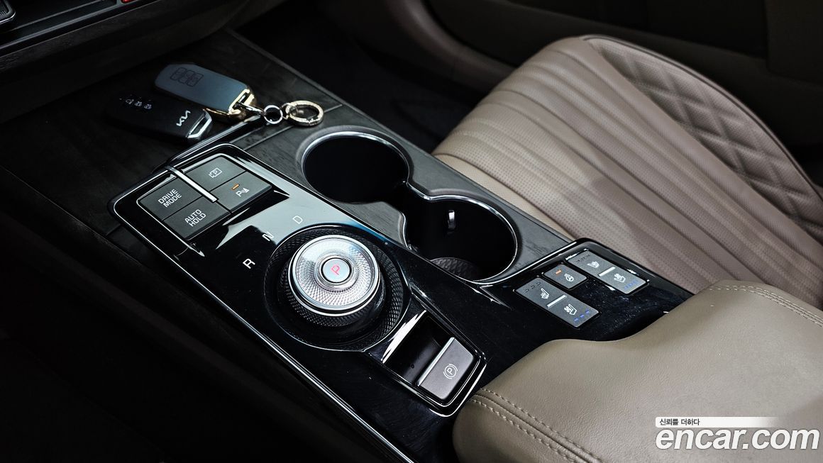 Kia K8 2023
