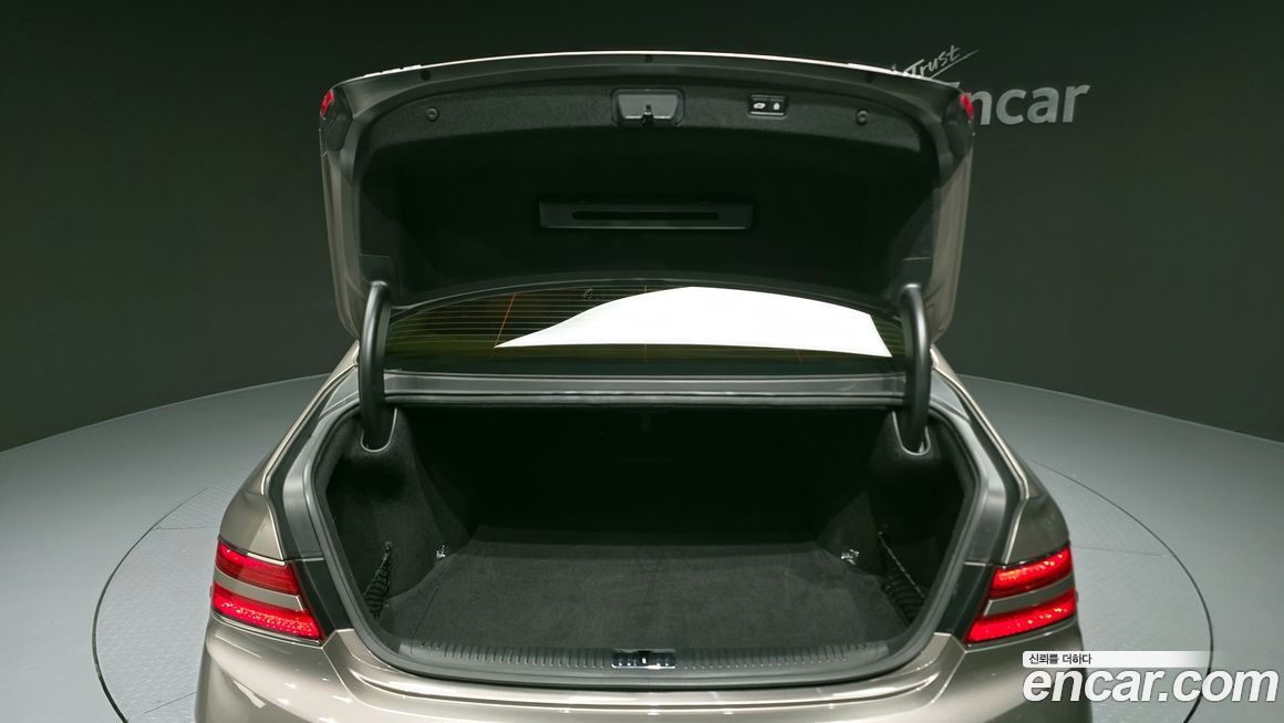 Genesis G90 2019