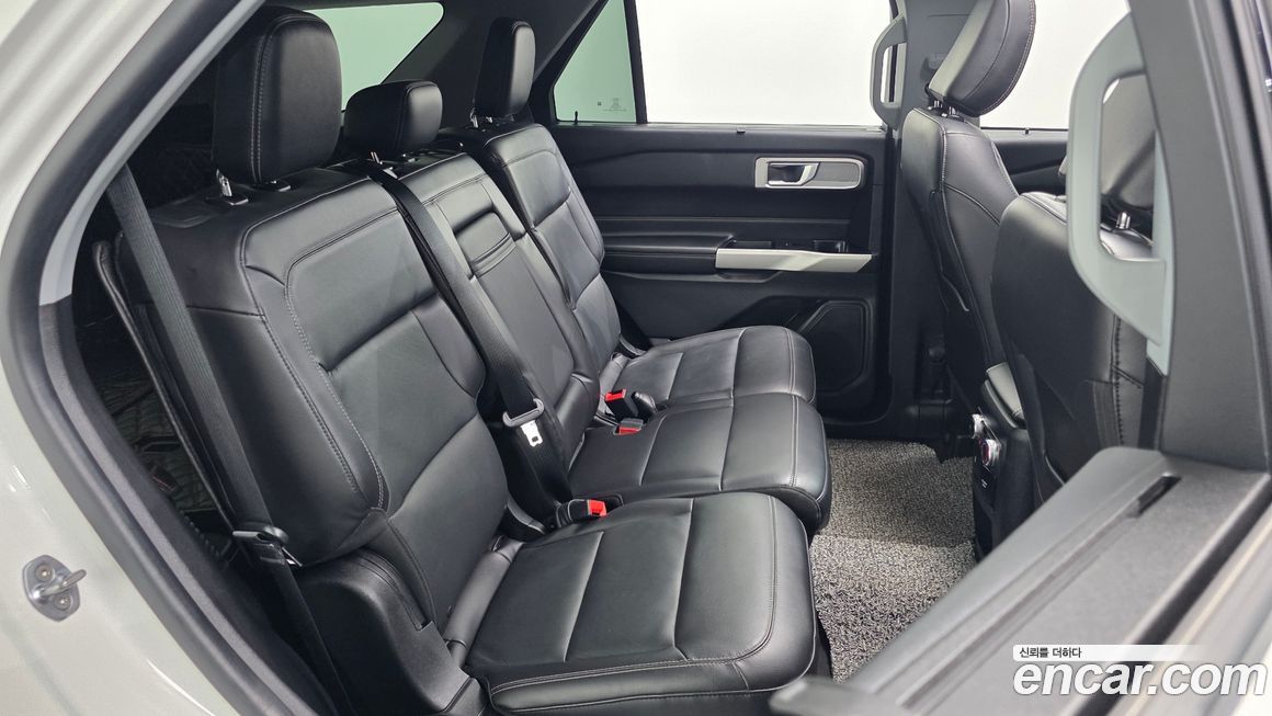 Ford Explorer 2021