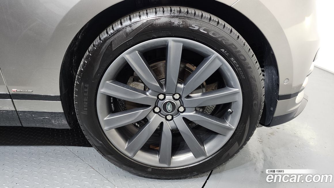 Land Rover Range Rover Velar 2019