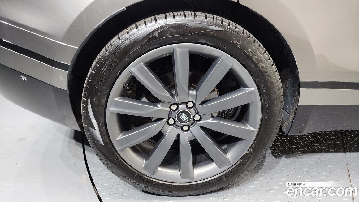 Land Rover Range Rover Velar 2019