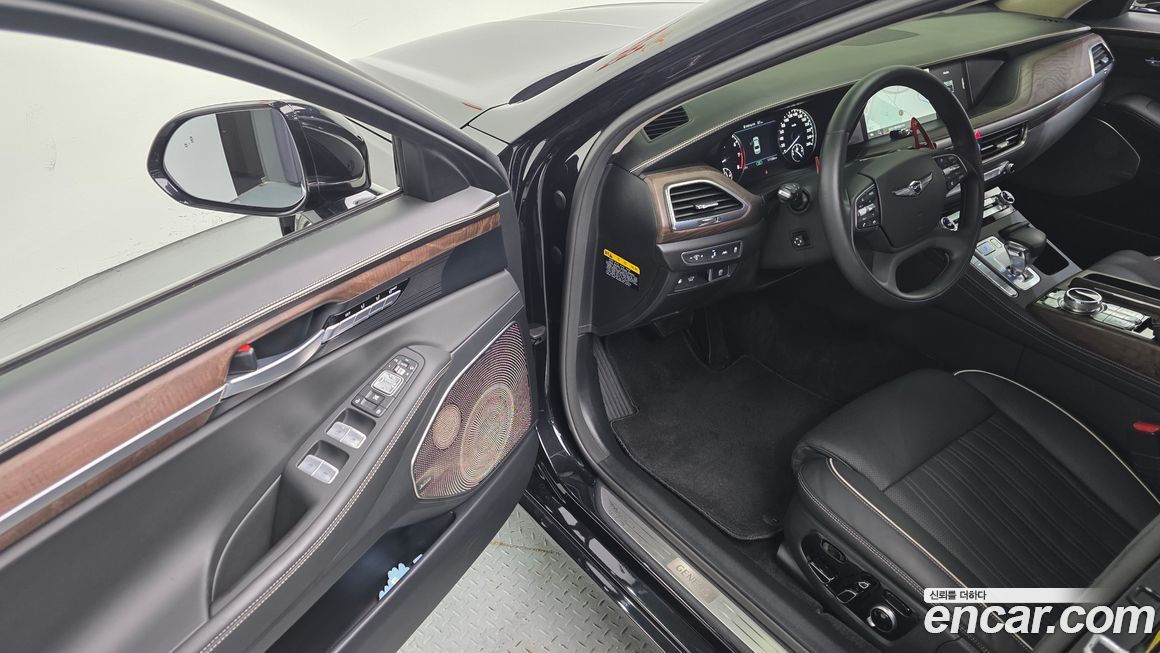 Genesis G90 2021