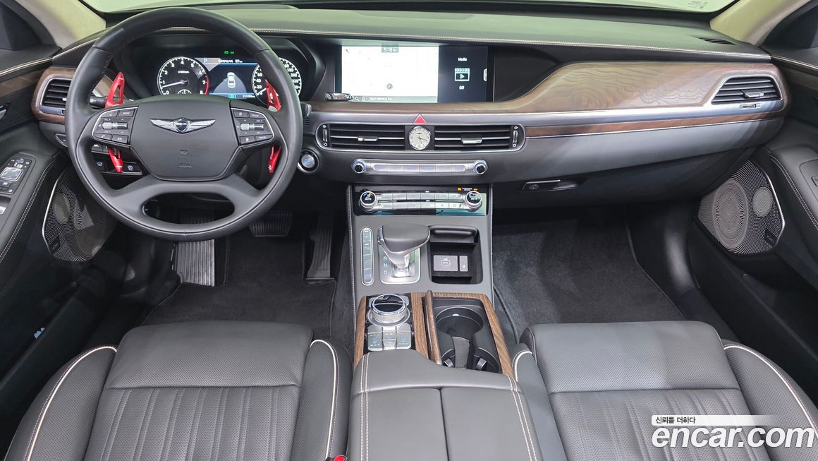 Genesis G90 2021