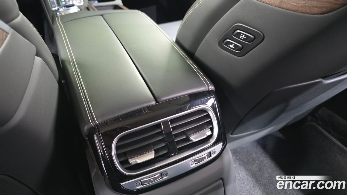 Genesis G90 2021