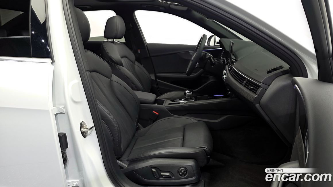 Audi A4 2023