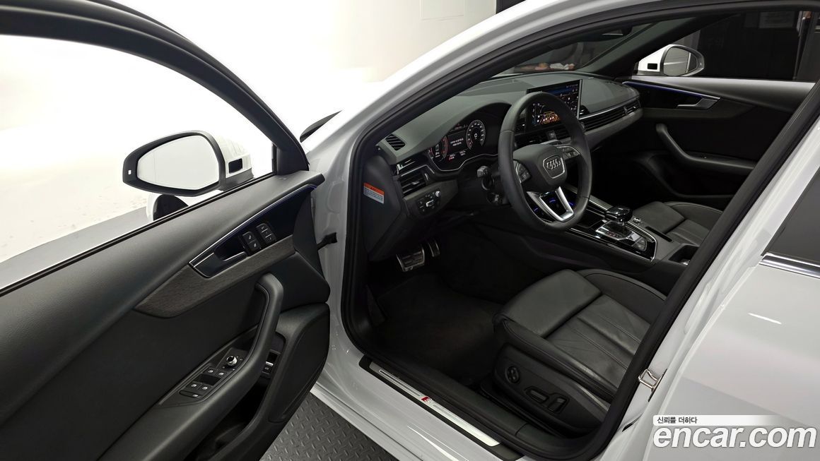Audi A4 2023