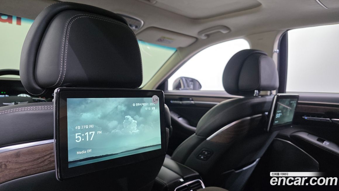 Genesis G90 2021