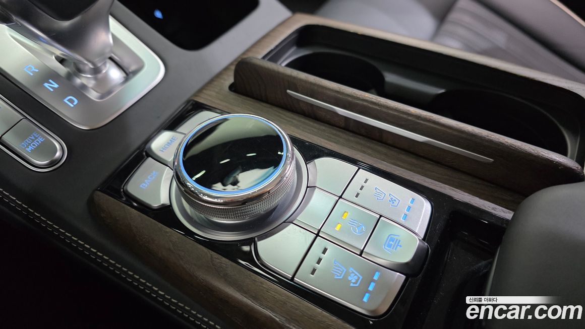 Genesis G90 2021