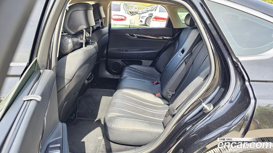 Genesis G80 2021