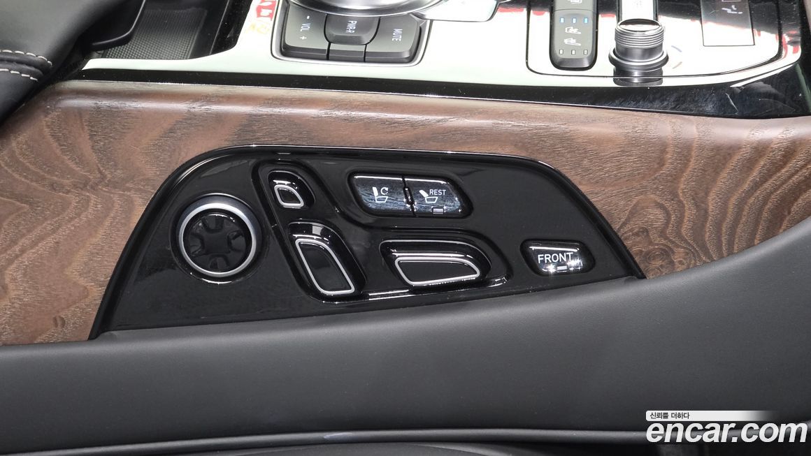 Genesis G90 2021