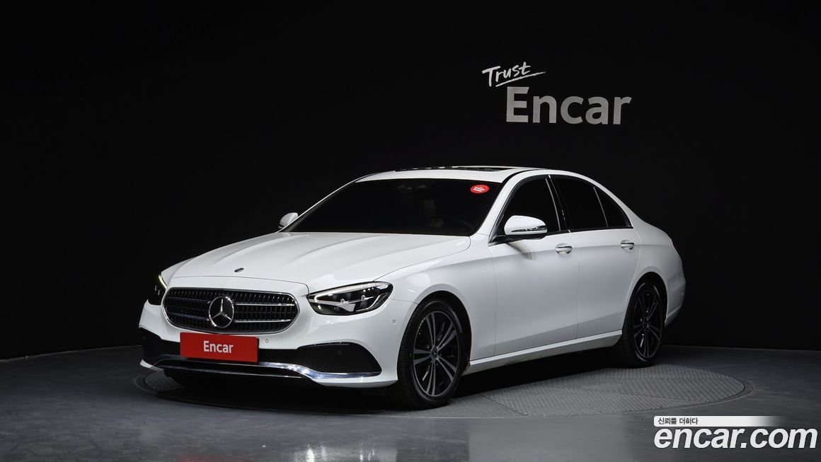 Mercedes-Benz E-Class 2021