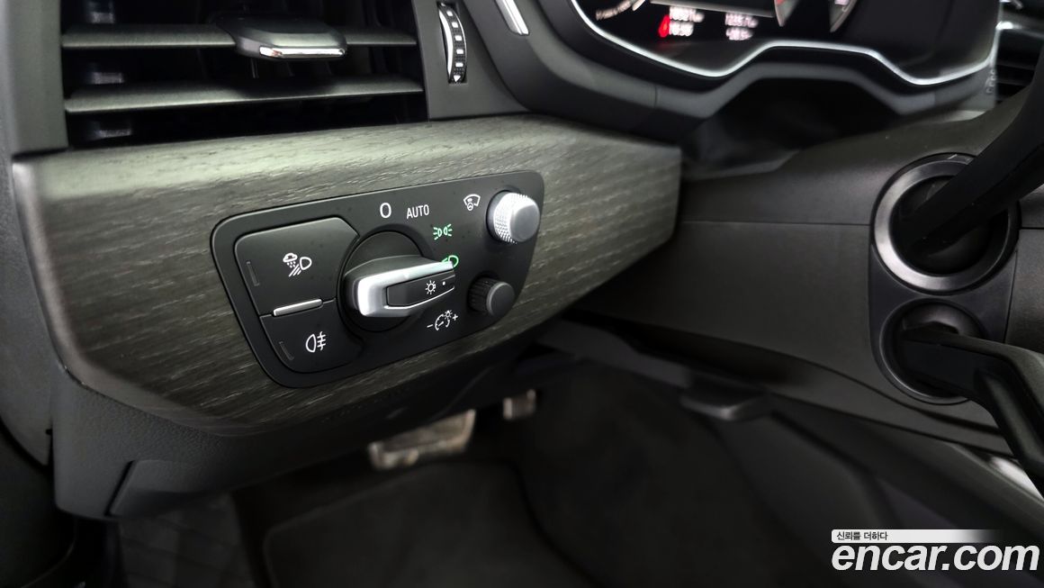 Audi A4 2023
