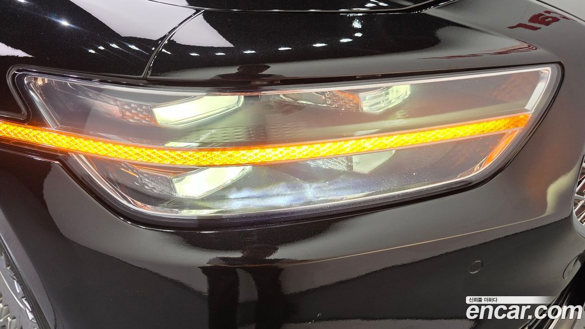 Genesis G90 2021