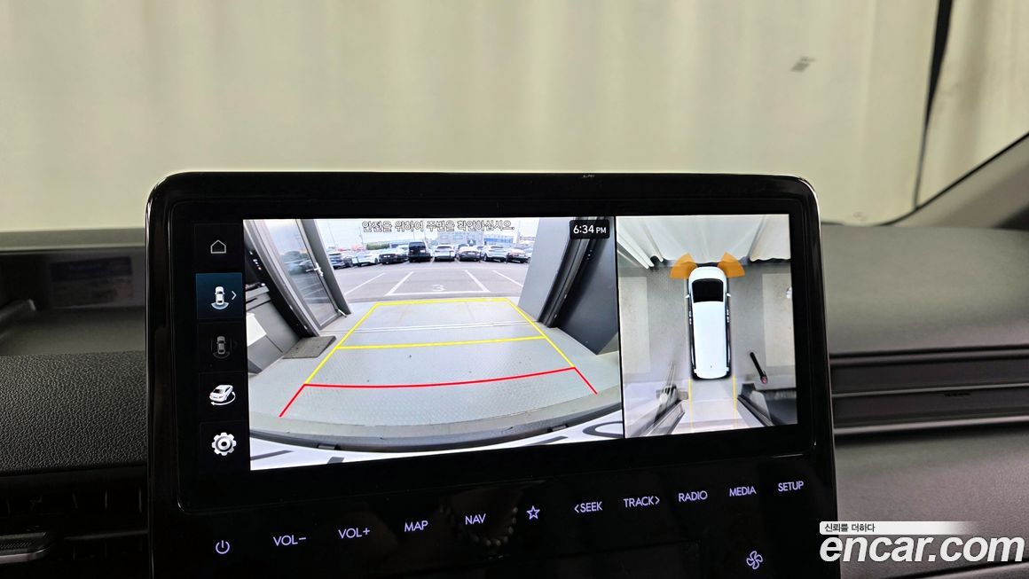 Hyundai Staria 2025