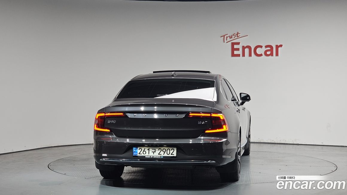Volvo S90 2022